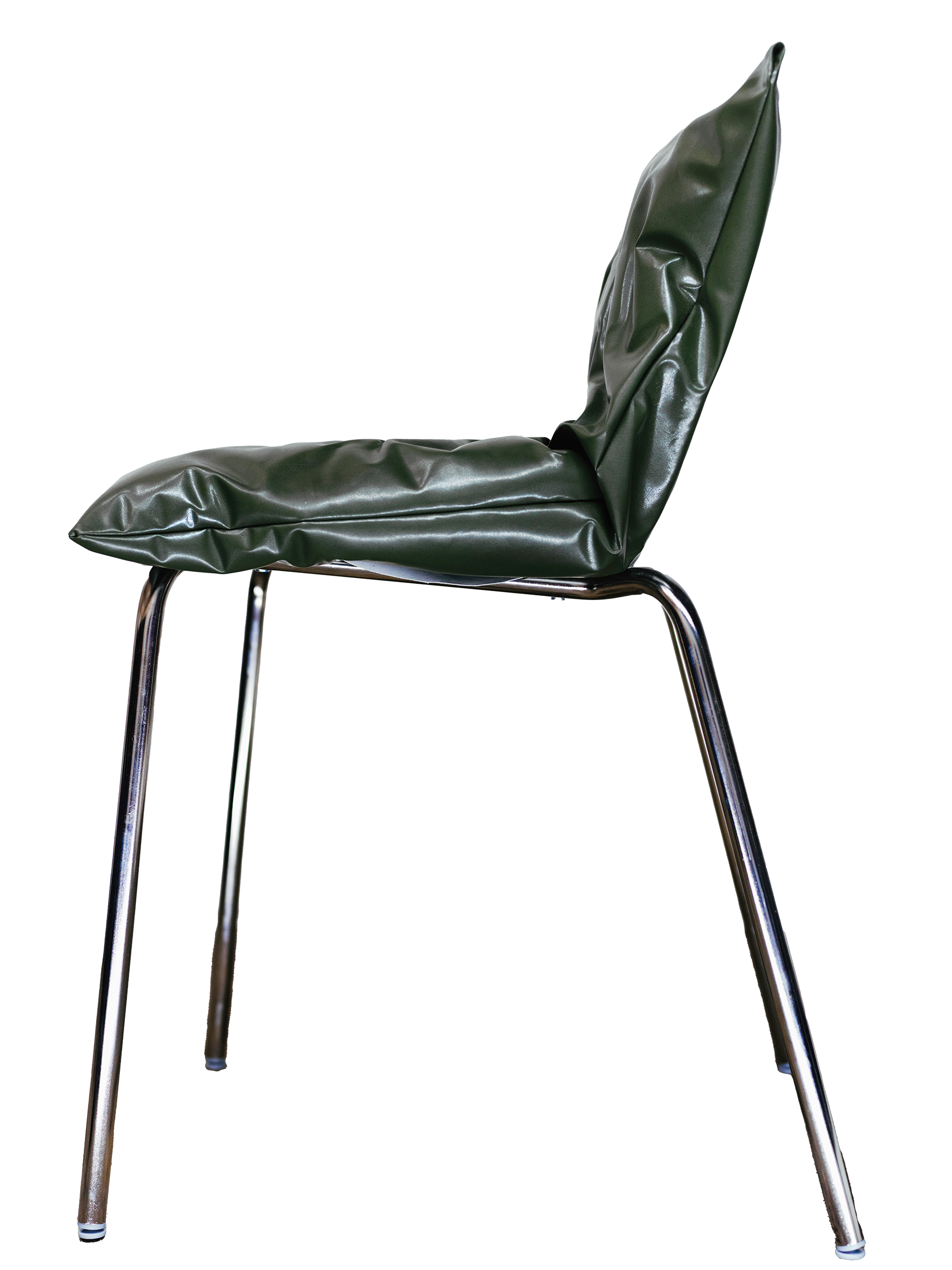 Merias Sisters sitting on chair.Aug 28,2001(compression time series)