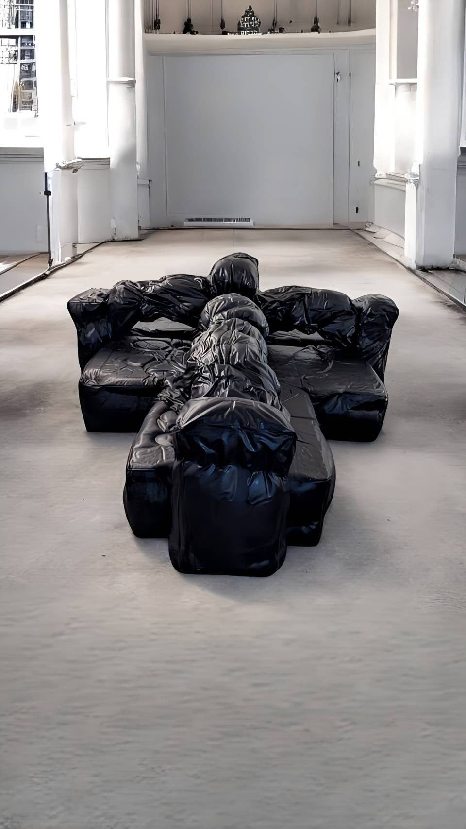 Sana, Youi, Kim, Gogiang were sleeping on the couch. Feb 28, 1998(compression time series)&nbsp;